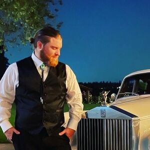 Meet your Posher, Phillip